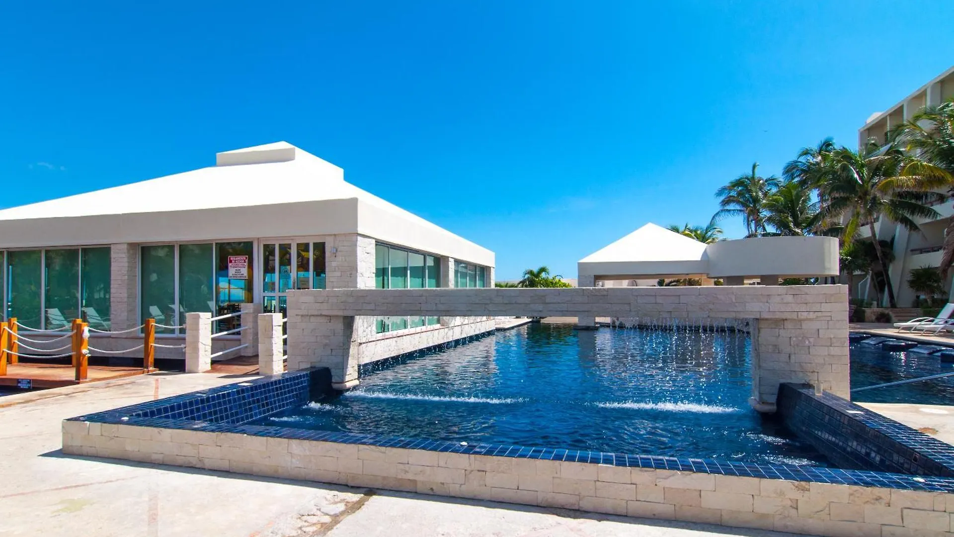 호텔 Solymar Condo Beach Resort By Casago 칸쿤
